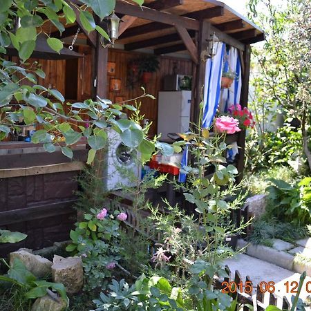 U Palycha Guest House ซุคุม ภายนอก รูปภาพ