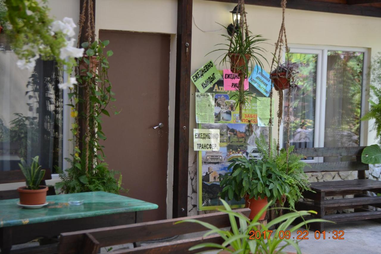 U Palycha Guest House ซุคุม ภายนอก รูปภาพ