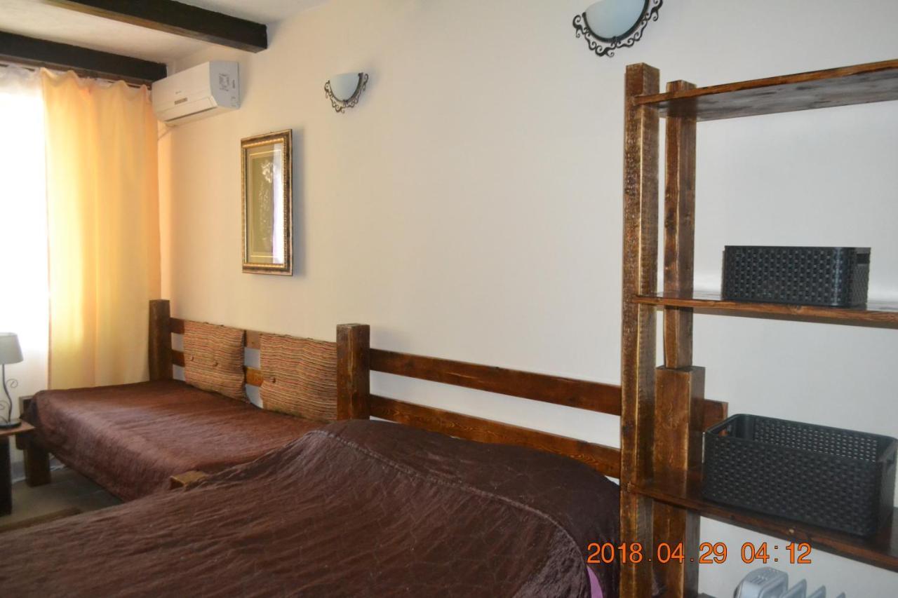 U Palycha Guest House ซุคุม ภายนอก รูปภาพ