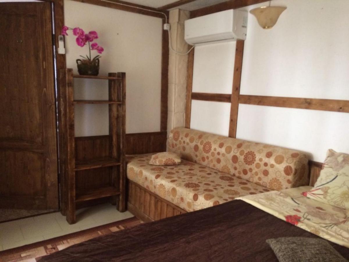 U Palycha Guest House ซุคุม ภายนอก รูปภาพ